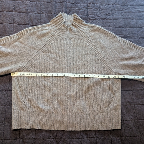 Everlane The Cashmere Ribbed Turtleneck | Size Small - Picture 14 of 16